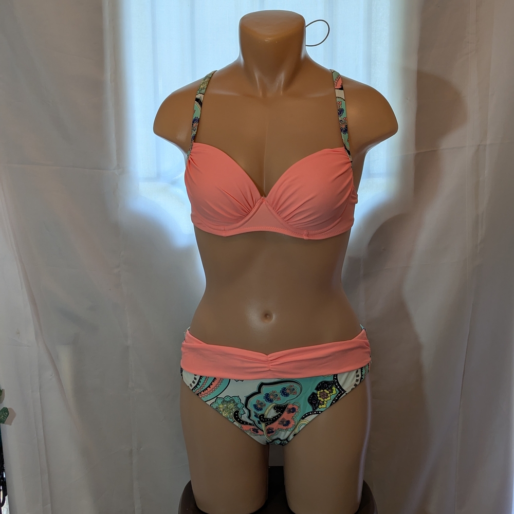 Komani Peach and Patterned Women's Bikini Set With Sarong NWOT